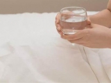UỐNG NƯỚC BUỔI SÁNG CÓ TÁC DỤNG GÌ? 14 LỢI ÍCH KHI UỐNG NƯỚC BUỔI SÁNG